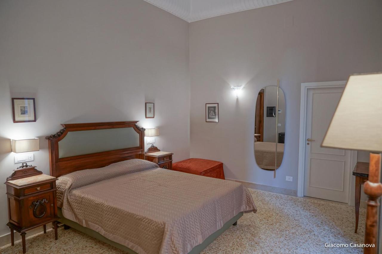 Dimora Donna Elena Bed & Breakfast Naples Luaran gambar